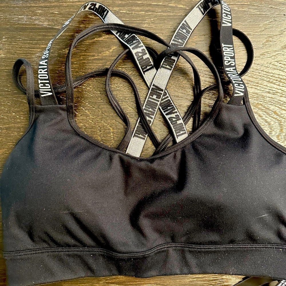 Victoria’s Secret Victoria Sports Bra Medium